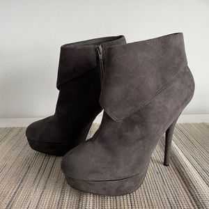 Forever 21 Gray Suede Like Platform Booties